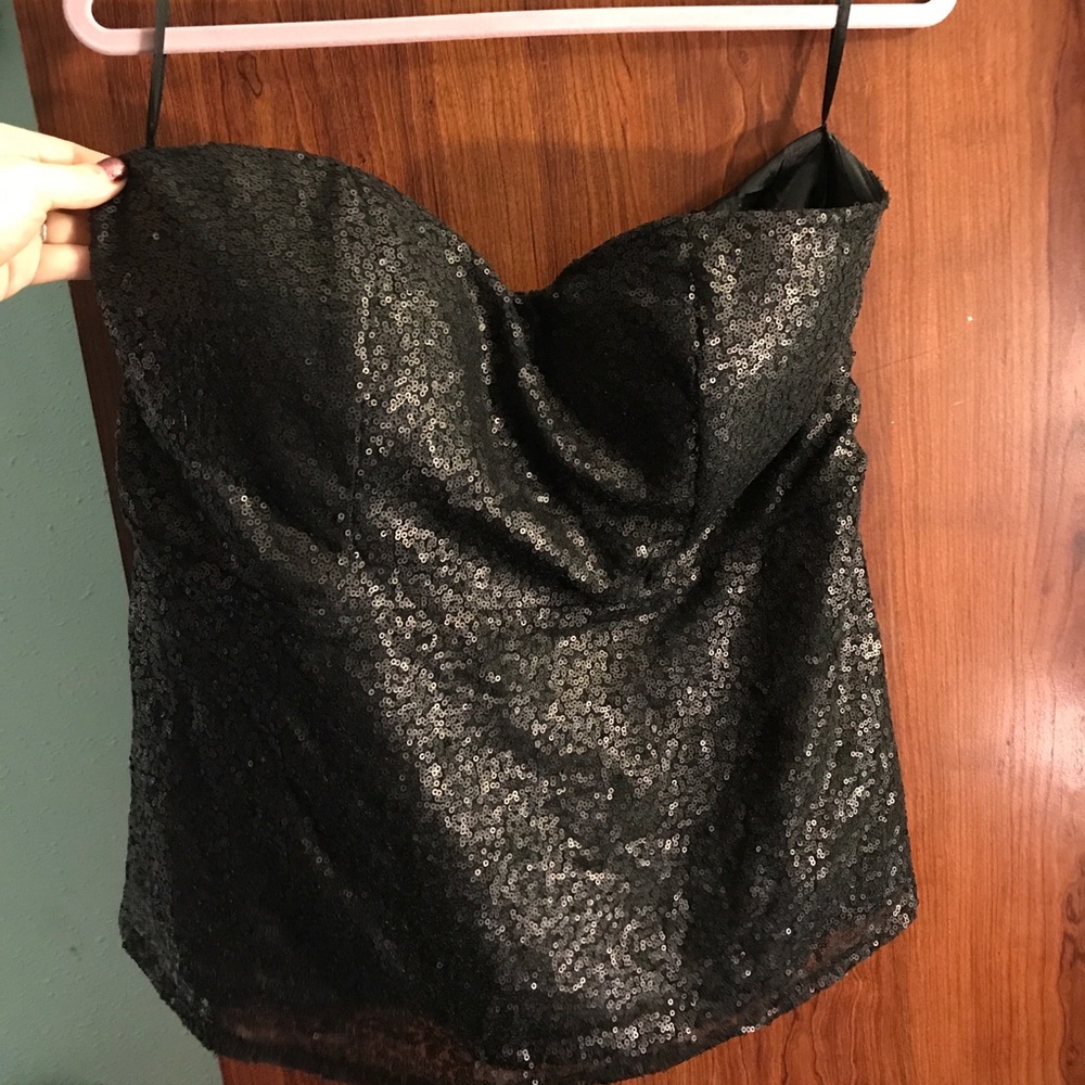 Beautiful black sequined top.